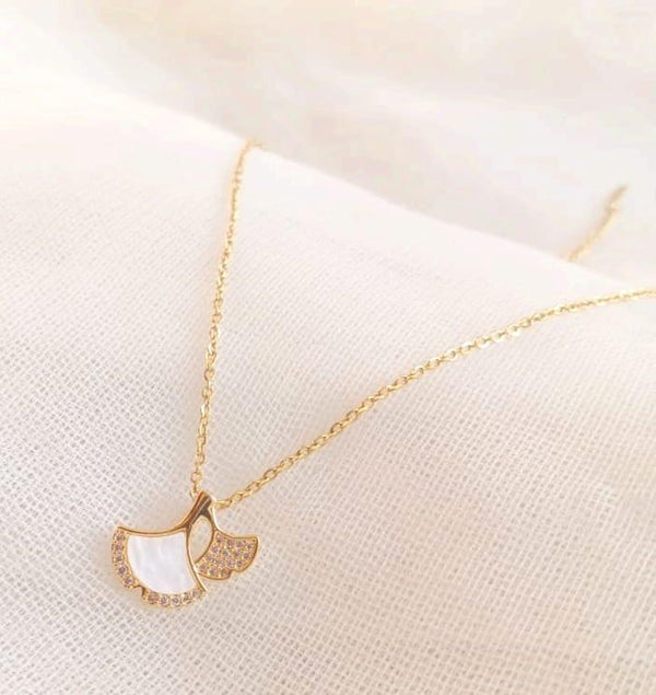Beautiful Artificial Stone Pendant