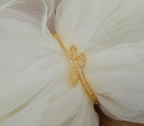 Branded/Luxury Women's Elegant Bracelet