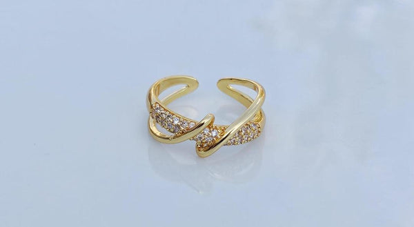 Modern Design 1 Carat Gold Plated Zircon Anniversary Ring