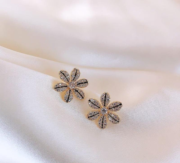 Branded Modern Sunflower Design Earring Studs