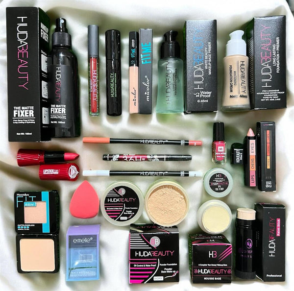 17 in 1 Makeup Deal - Complete Beauty Kit with 17 Peice Essentials